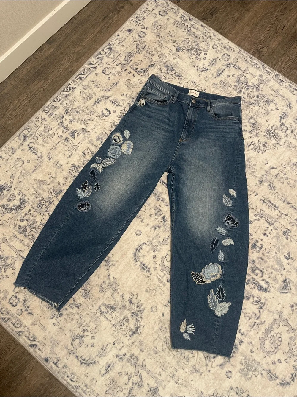 Driftwood Embroidered Barrel Jeans